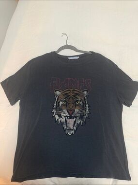 Adika Black Graphic Tiger Short Sleeve Tee